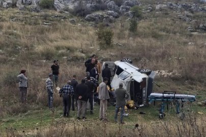 Otomobil şarampole yuvarlandı: 2 yaralı
