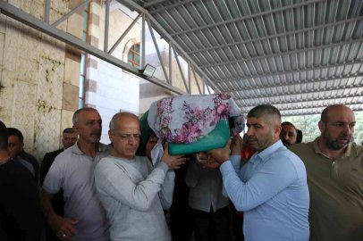 Tren kazası anne ve evladını birbirinden ayırdı
