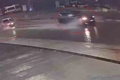 Su birikintisinden yavaş geçmek için fren yapınca zincirleme kaza yaşandı
