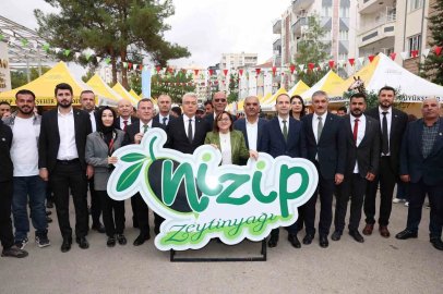 Nizip Zeytin Festivali 100. yıl gururuyla başladı
