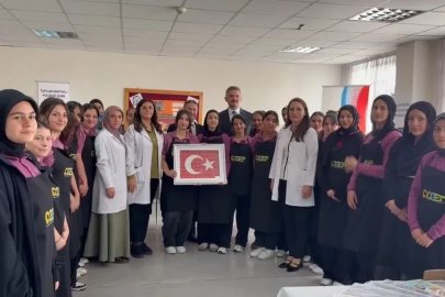 Erzincan’da öğrencilere yönelik kâğıt rölyef kursu başlatıldı
